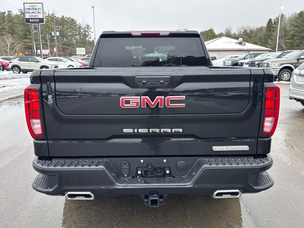 2026 GMC Sierra 1500 Crew Cab Short Box 4-Wheel Drive Elevation Photo