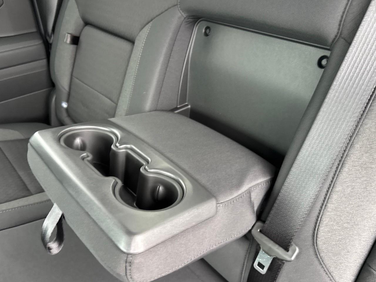 2026 GMC Sierra 1500 Crew Cab Short Box 4-Wheel Drive Elevation Photo