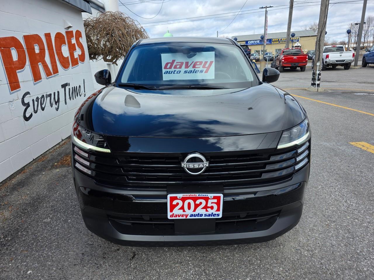 2025 Nissan Kicks SV 4dr All-Wheel Drive Photo