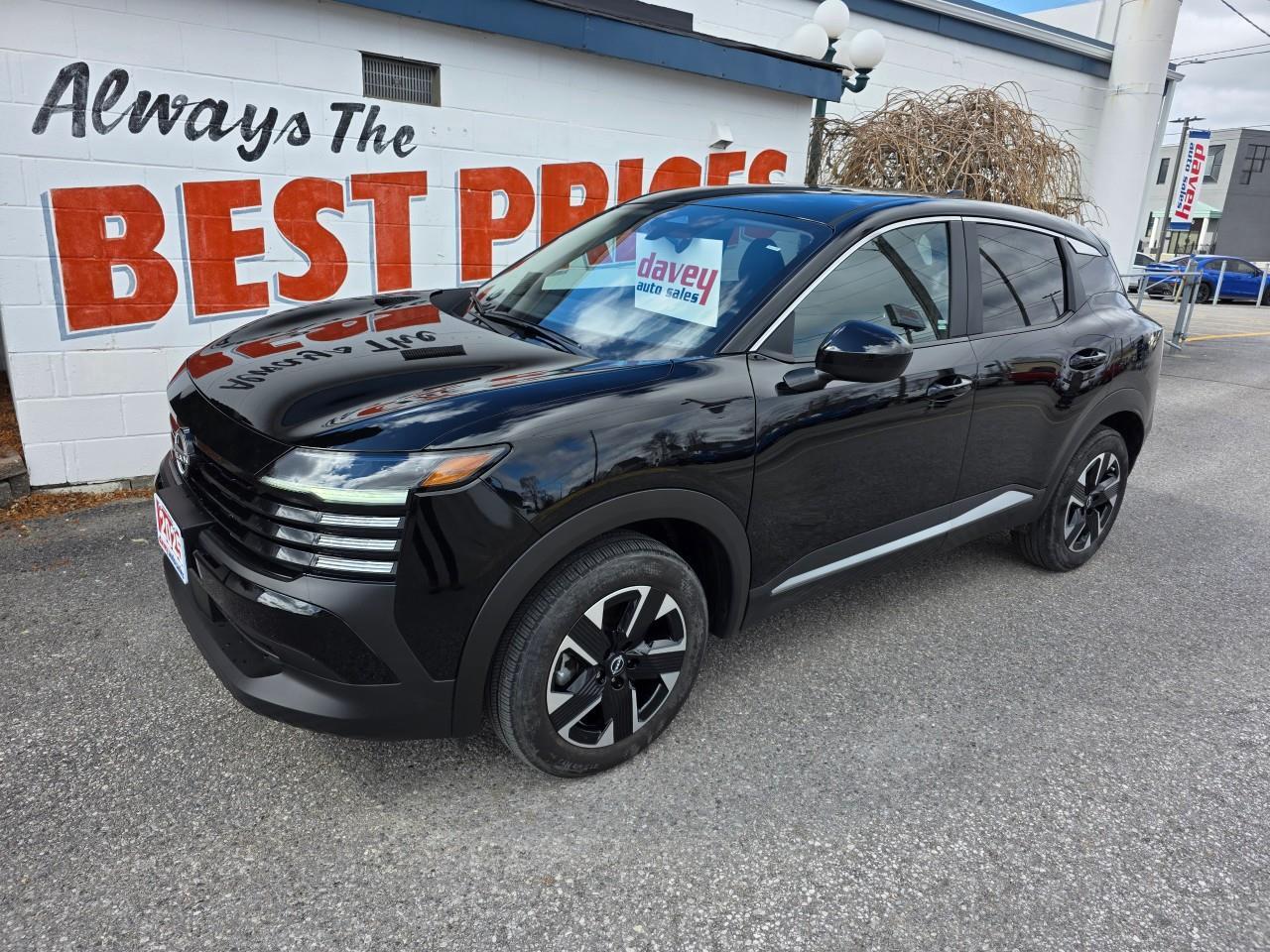 2025 Nissan Kicks SV 4dr All-Wheel Drive Photo3