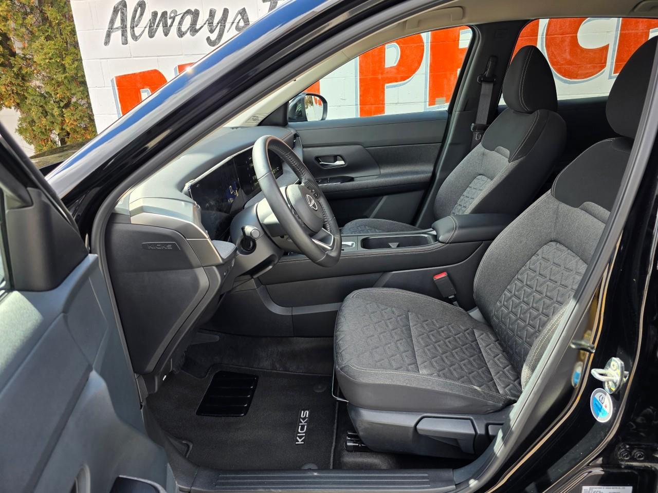 2025 Nissan Kicks SV 4dr All-Wheel Drive Photo