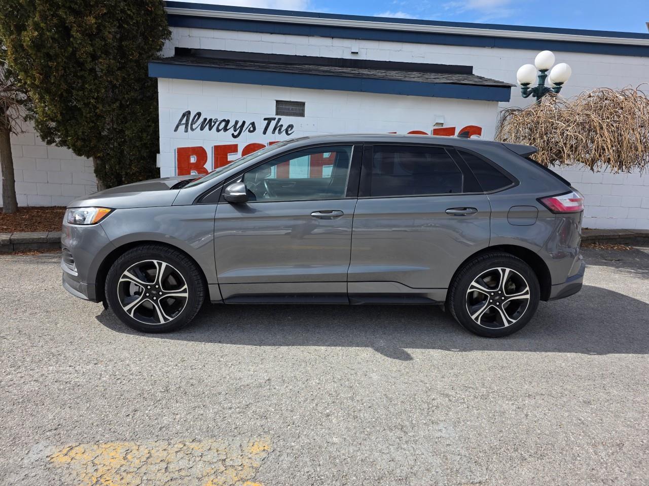 2023 Ford Edge ST 4dr All-Wheel Drive Photo4