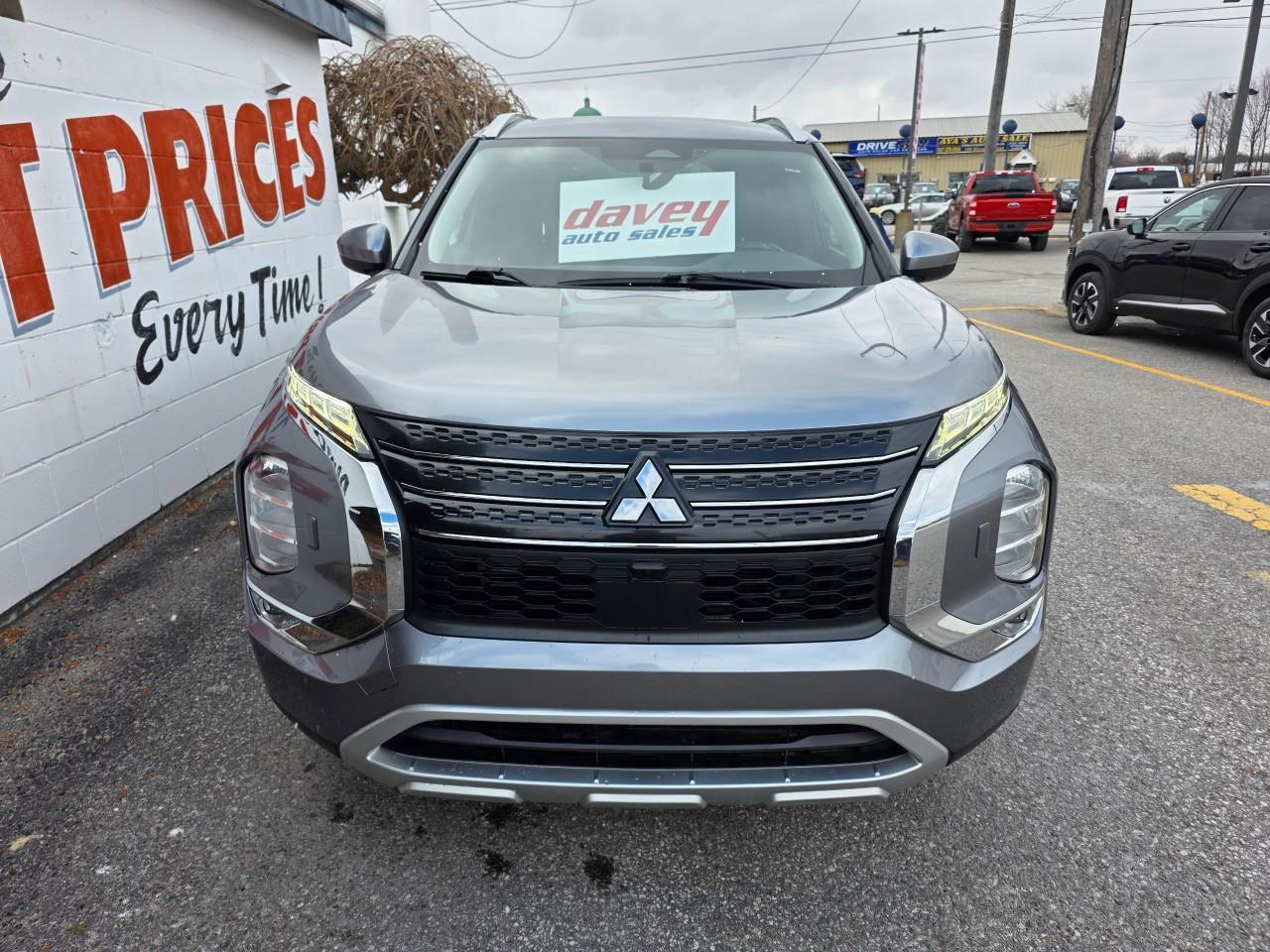2022 Mitsubishi Outlander SE 4DR S-AWC Photo