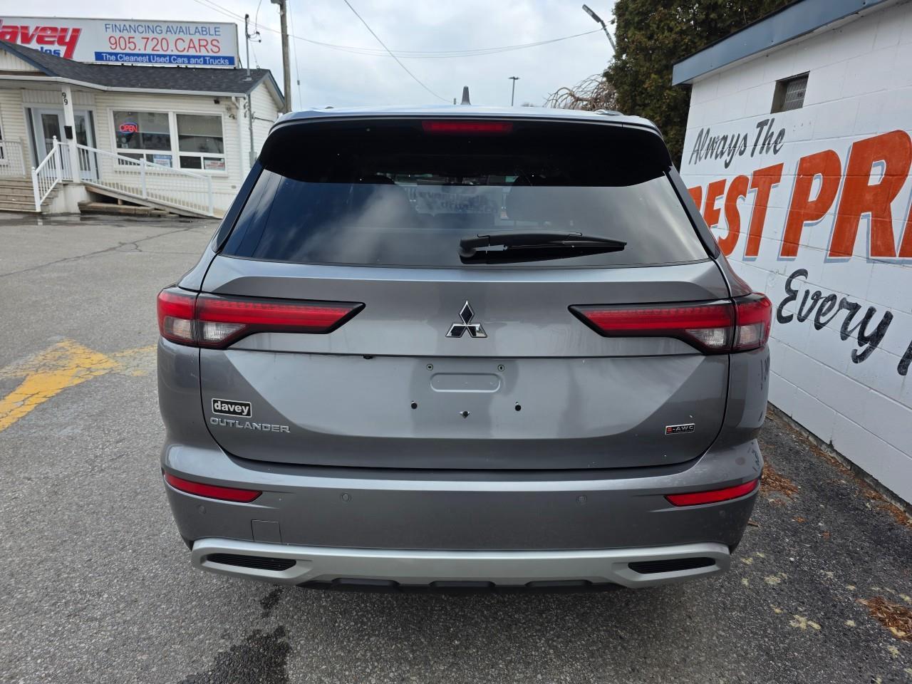 2022 Mitsubishi Outlander SE 4DR S-AWC Photo