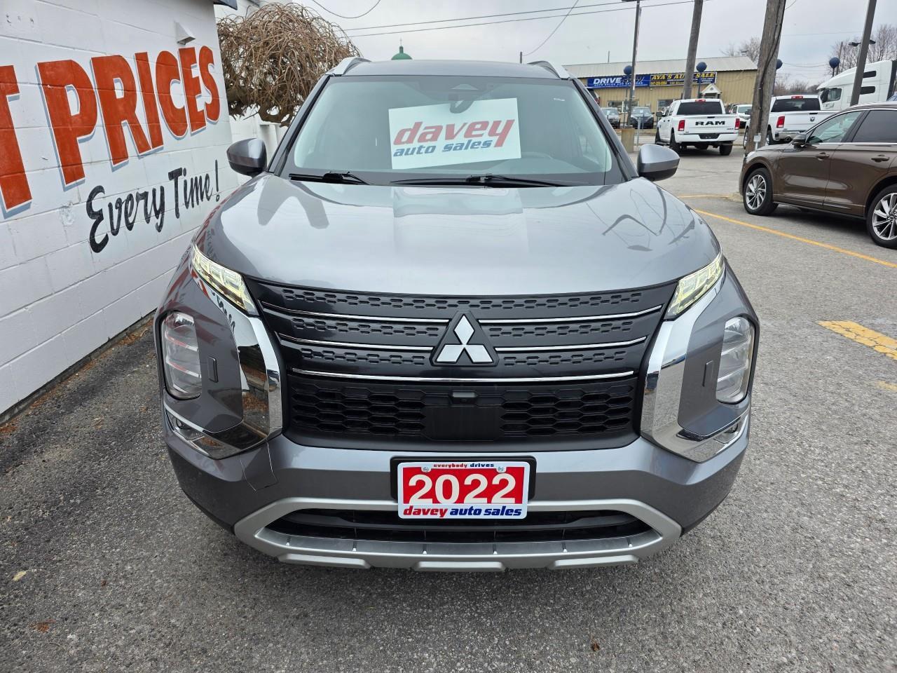 2022 Mitsubishi Outlander SE 4DR S-AWC Photo