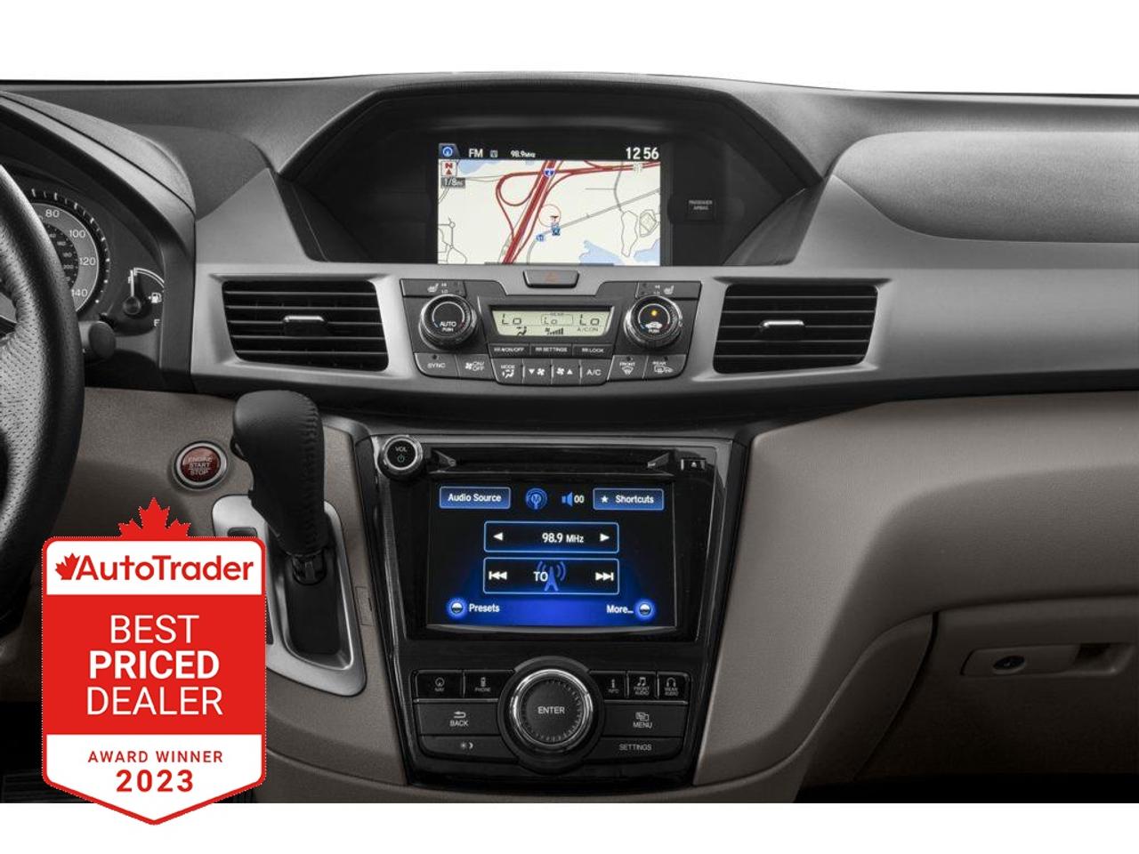 2016 Honda Odyssey Touring (A6) Passenger Van Photo