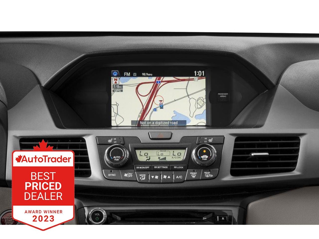 2016 Honda Odyssey Touring (A6) Passenger Van Photo