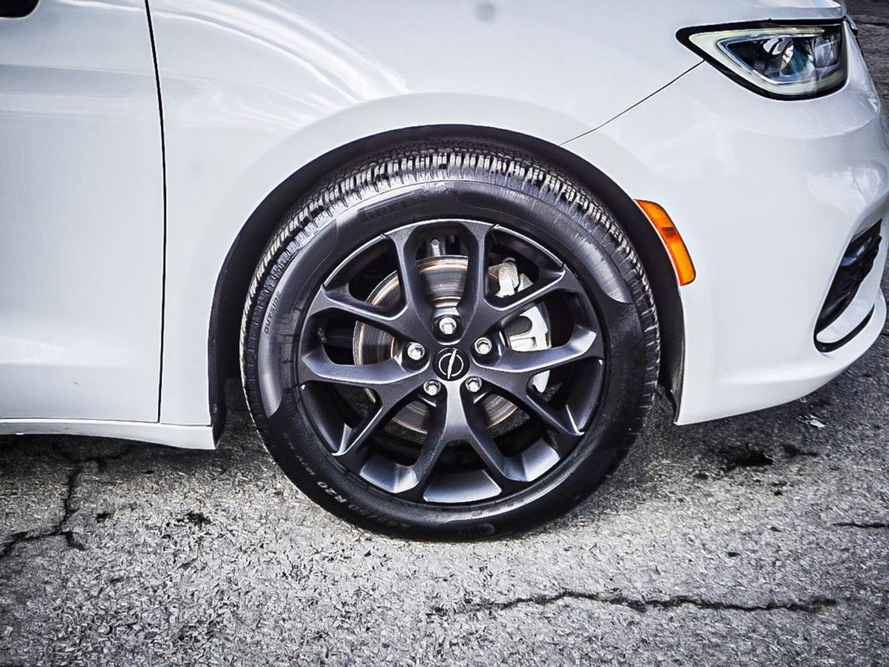 2024 Chrysler Pacifica  Photo