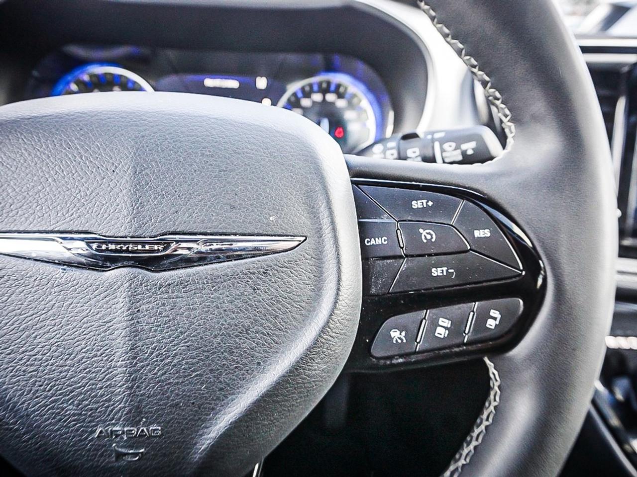 2024 Chrysler Pacifica  Photo