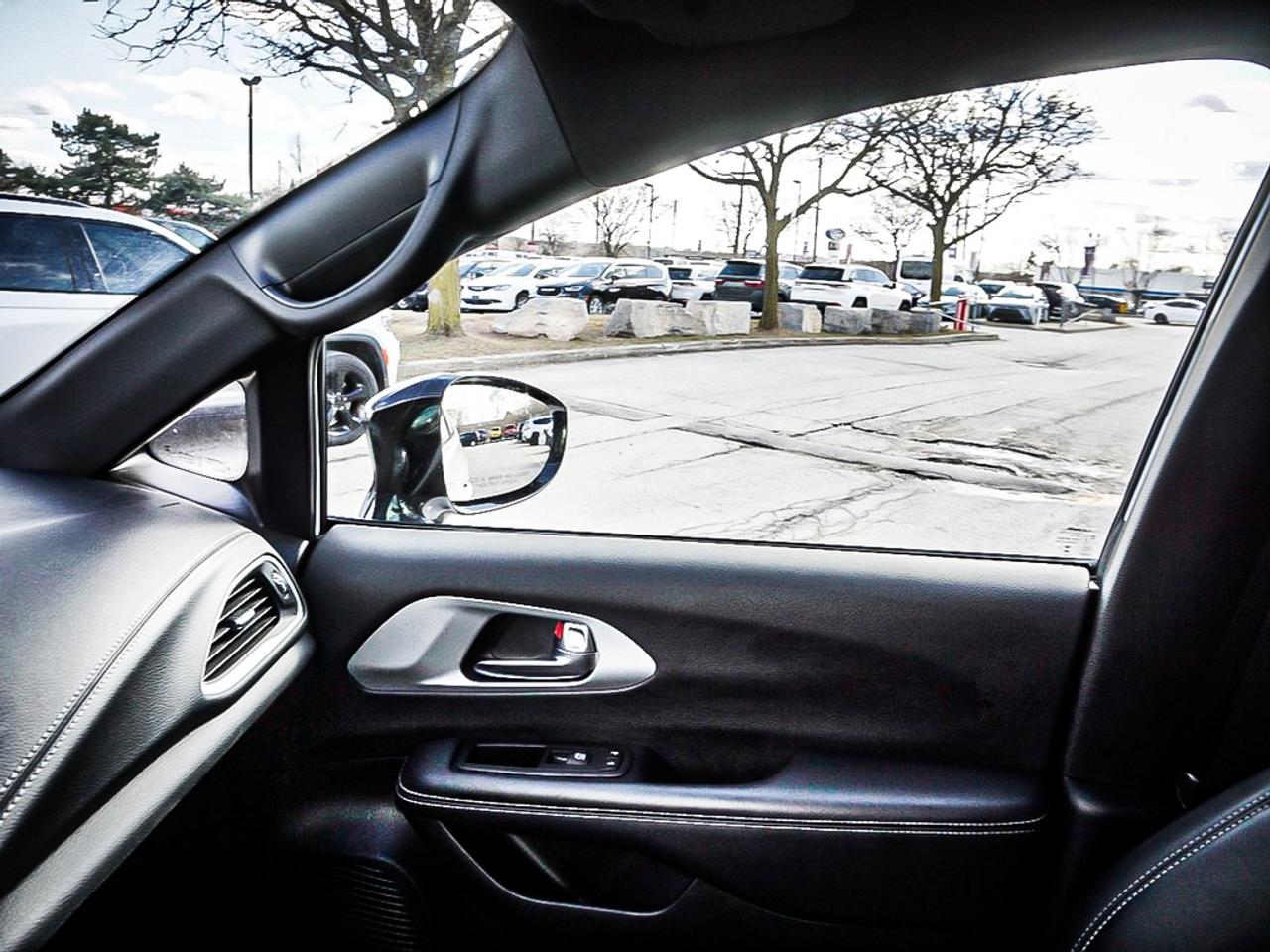 2024 Chrysler Pacifica  Photo