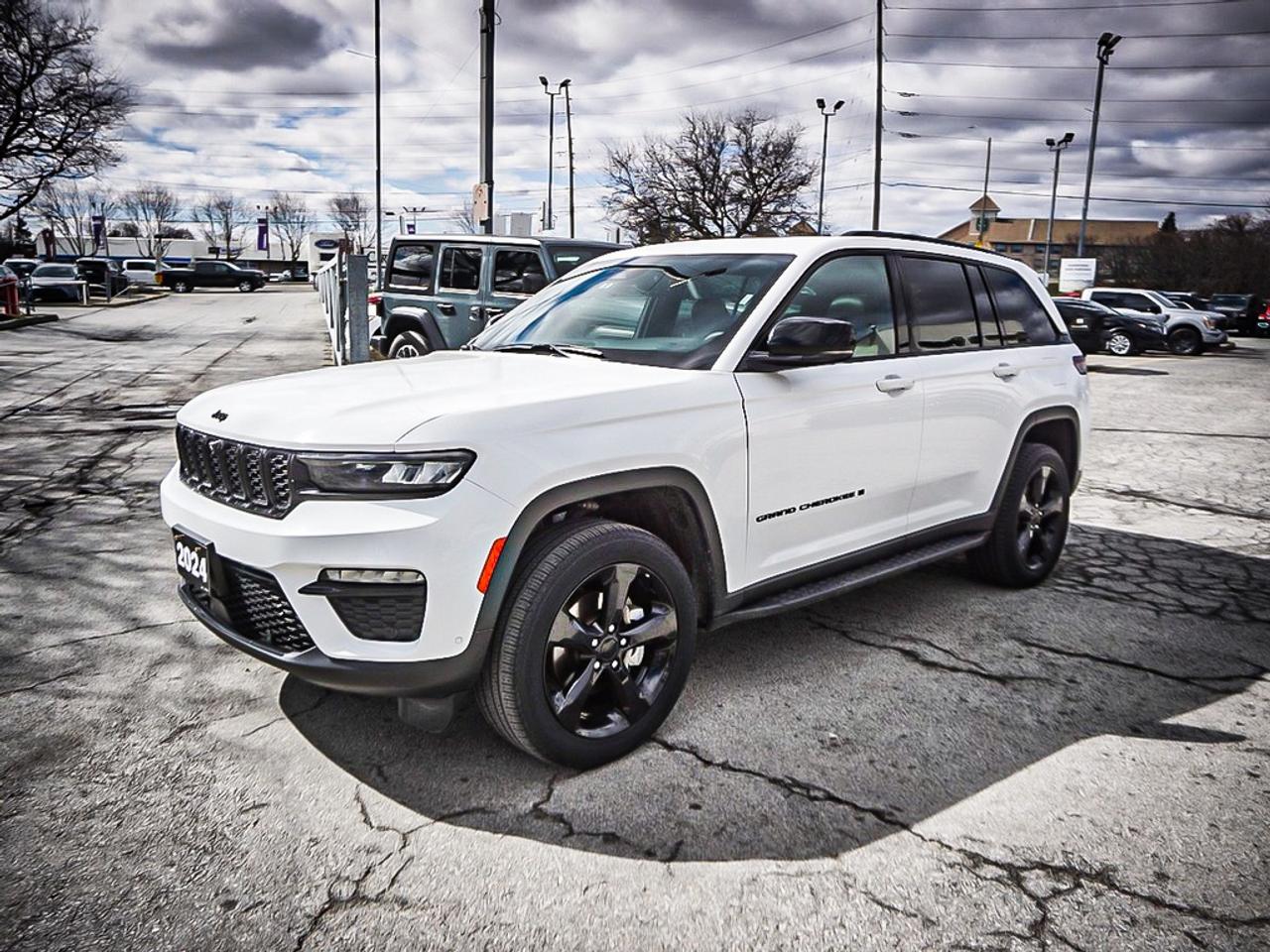 2024 Jeep Grand Cherokee  Photo