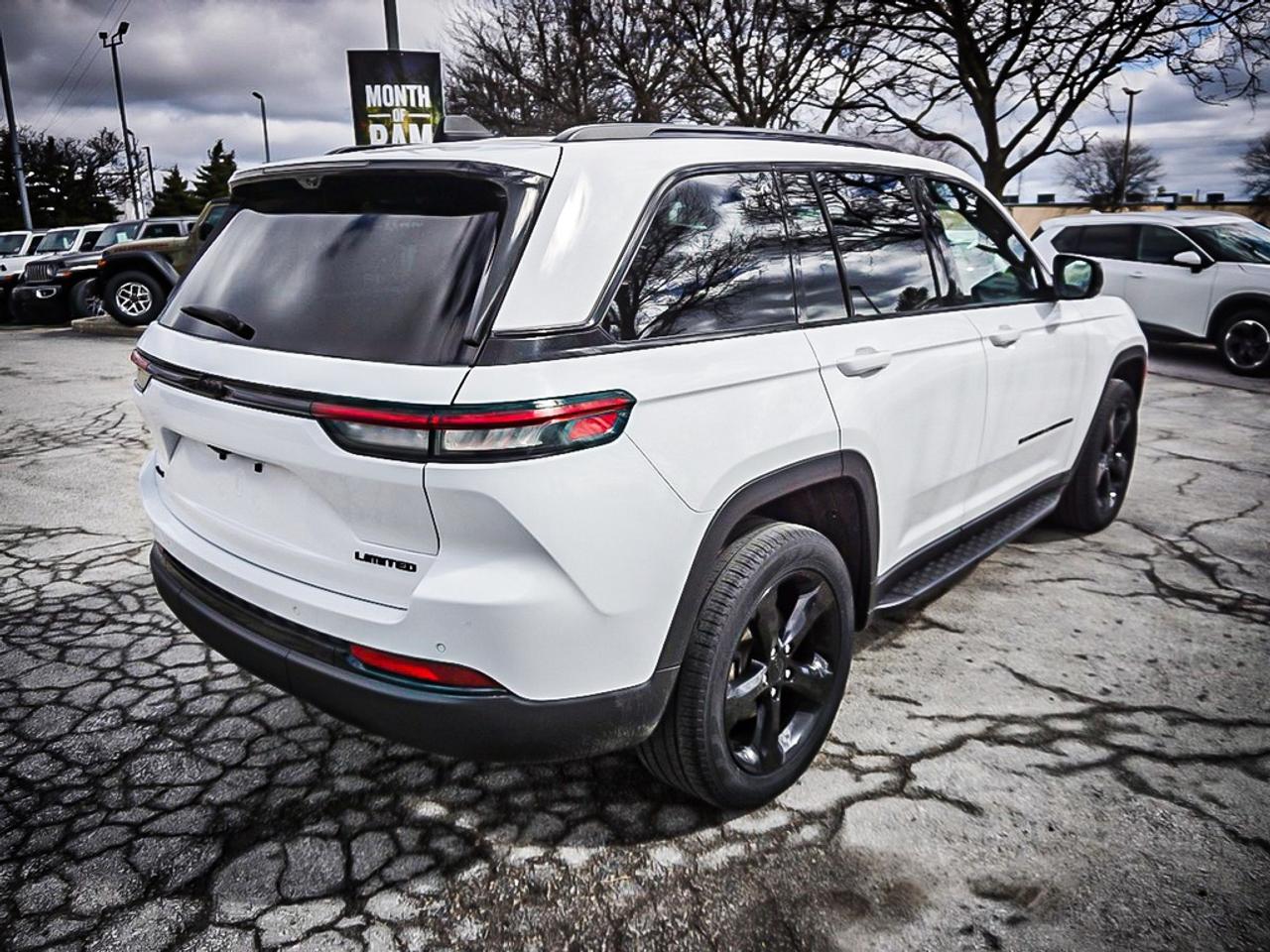 2024 Jeep Grand Cherokee  Photo