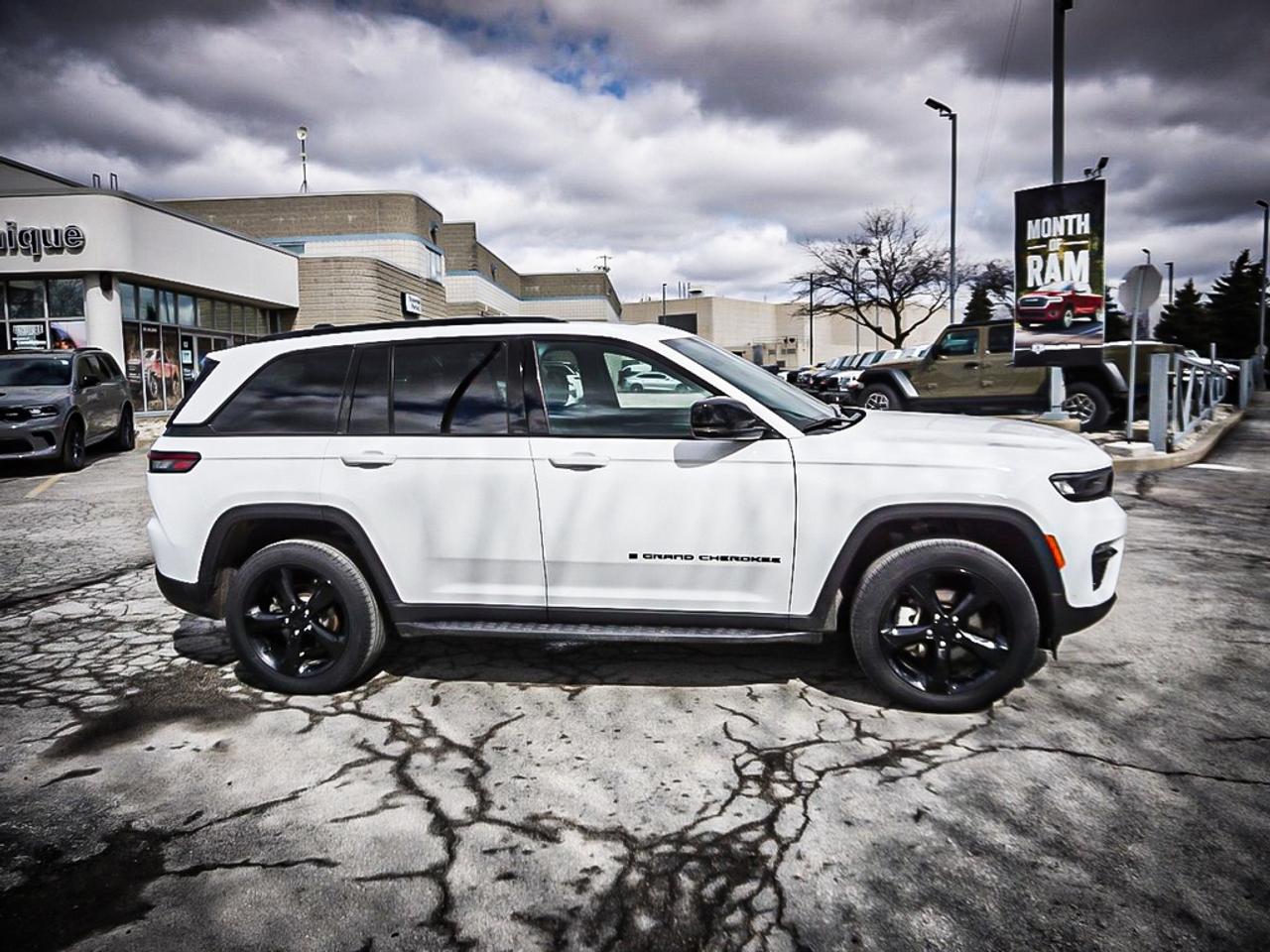 2024 Jeep Grand Cherokee  Photo