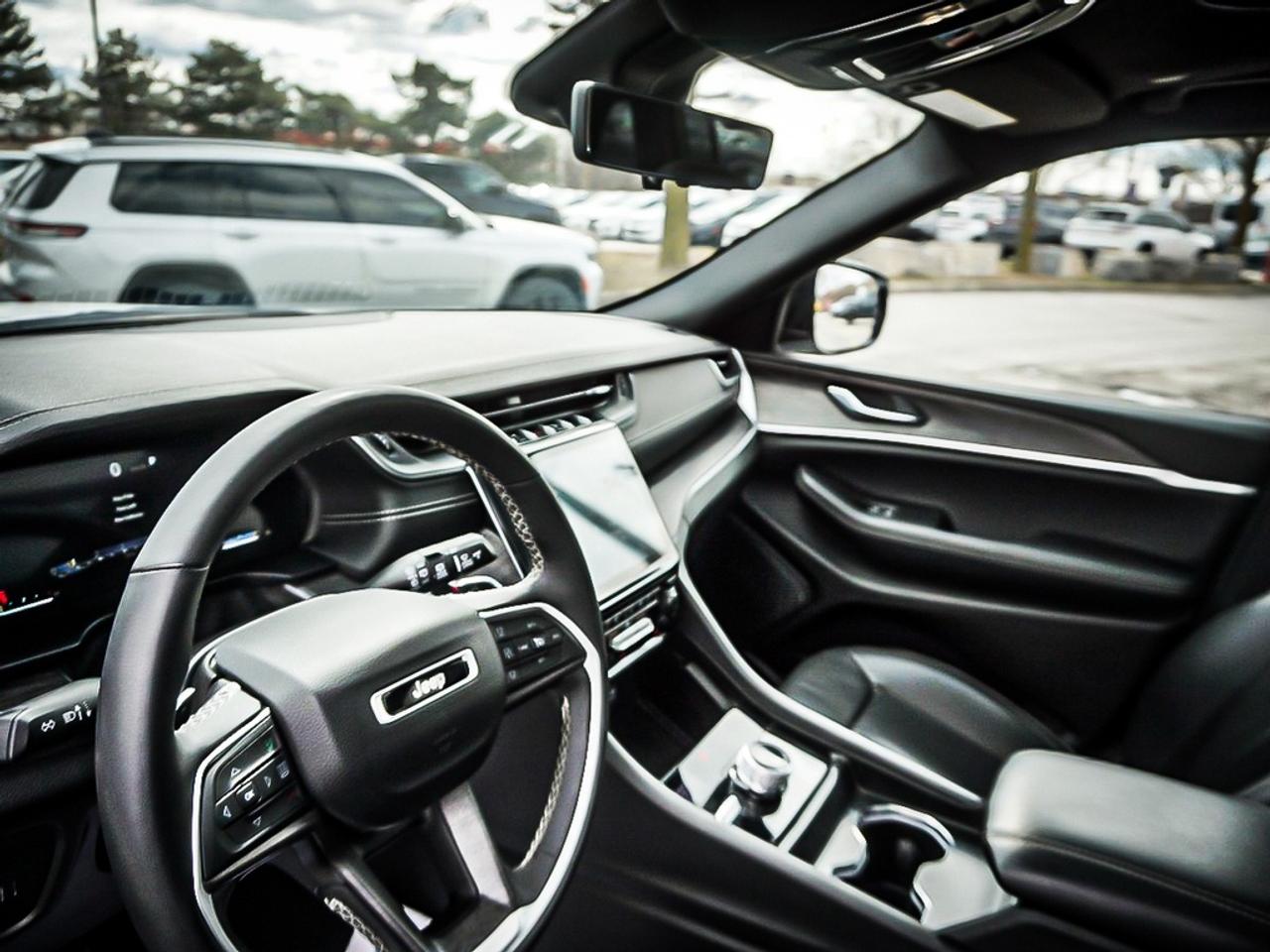 2024 Jeep Grand Cherokee  Photo