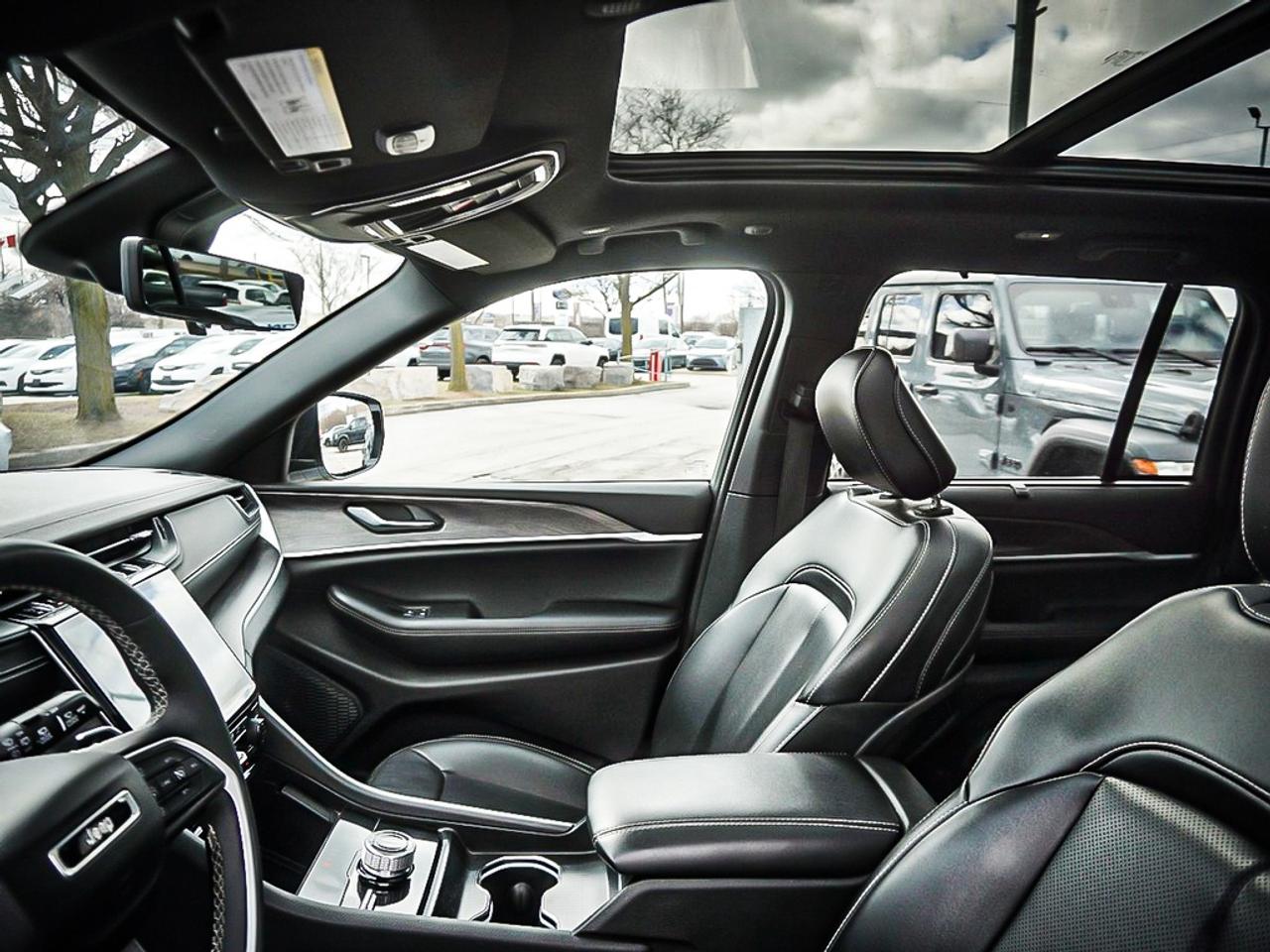 2024 Jeep Grand Cherokee  Photo