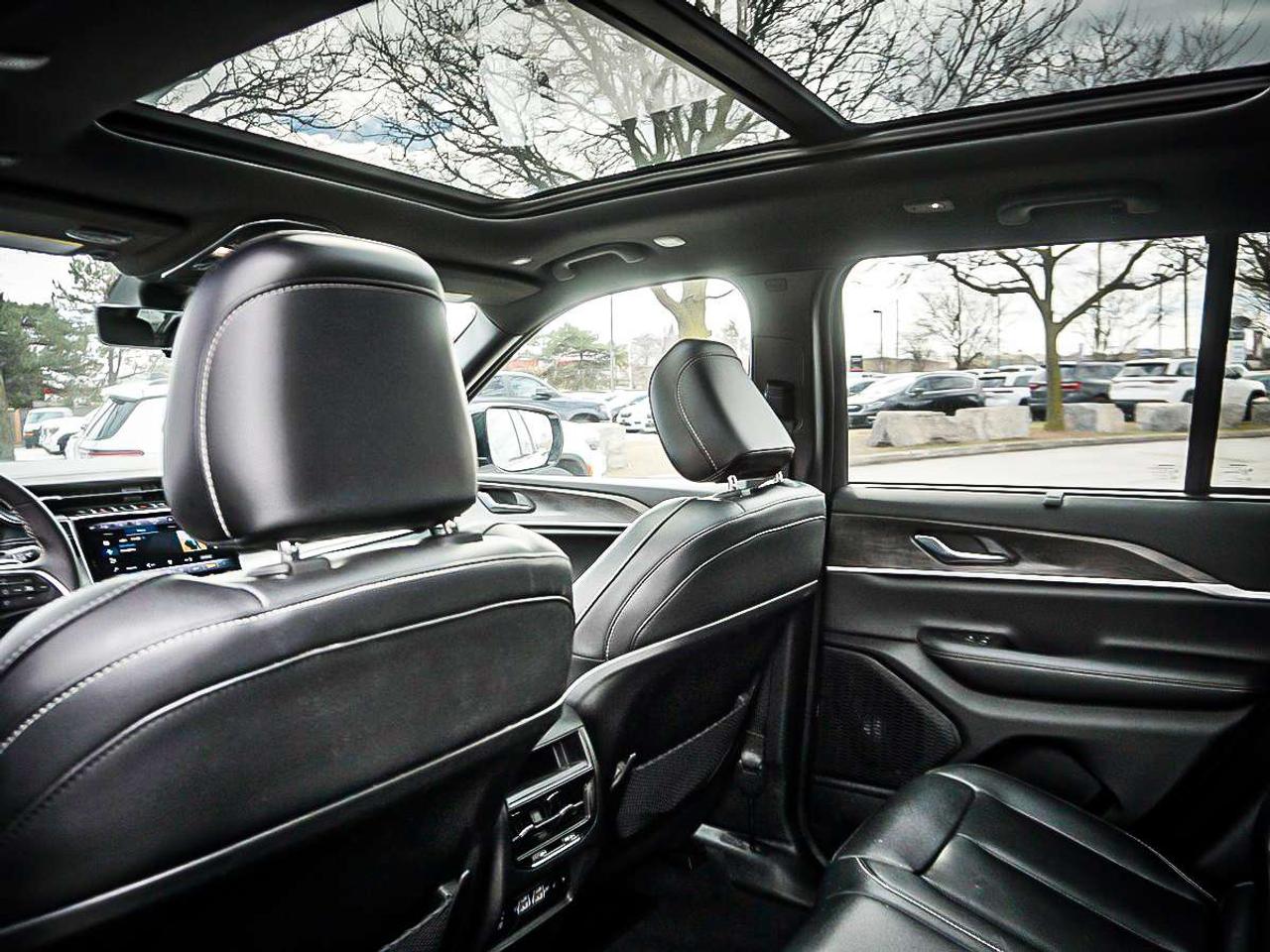 2024 Jeep Grand Cherokee  Photo