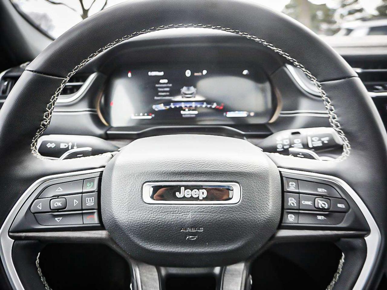 2024 Jeep Grand Cherokee  Photo