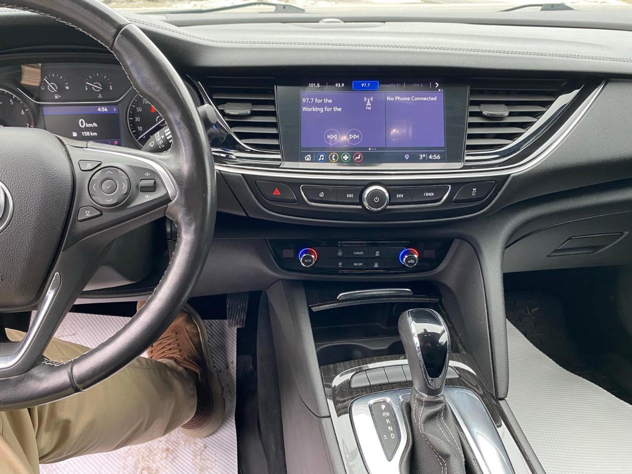 2019 Buick Regal Sportback 4dr Sdn Preferred II FWD Photo