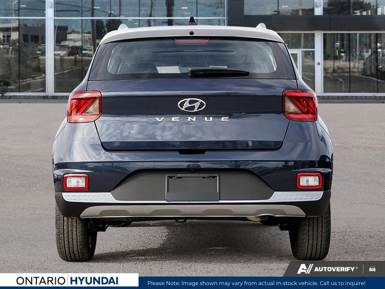 2026 Hyundai Venue Preferred w/Two-Tone 4dr Front-Wheel Drive Photo4