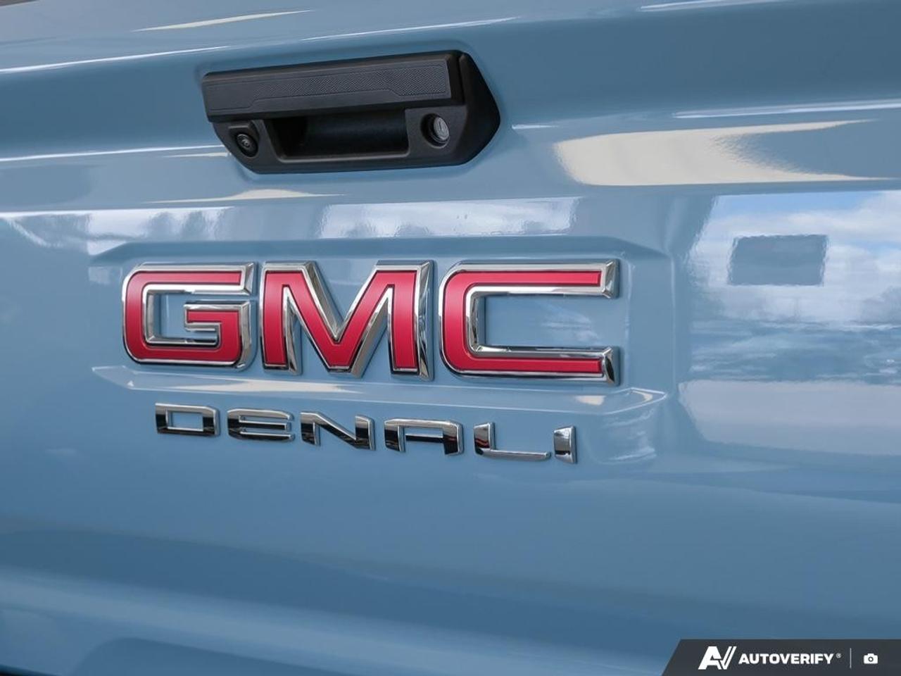 2026 GMC Canyon Crew Cab Short Box 4-Wheel Drive Denali Photo