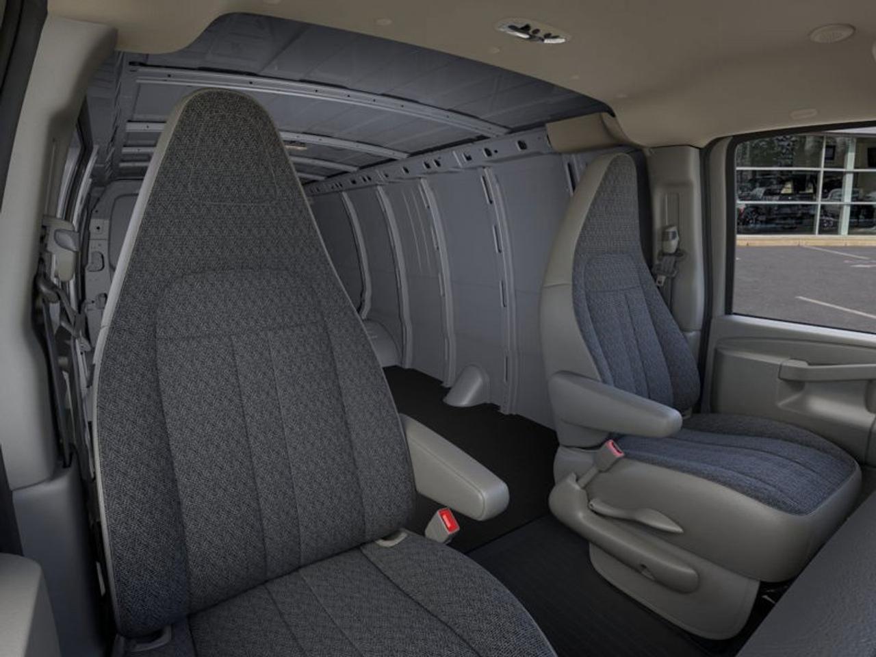 2026 GMC Savana Cargo Van 3500 Extended Wheelbase Rear-Wheel Drive Photo