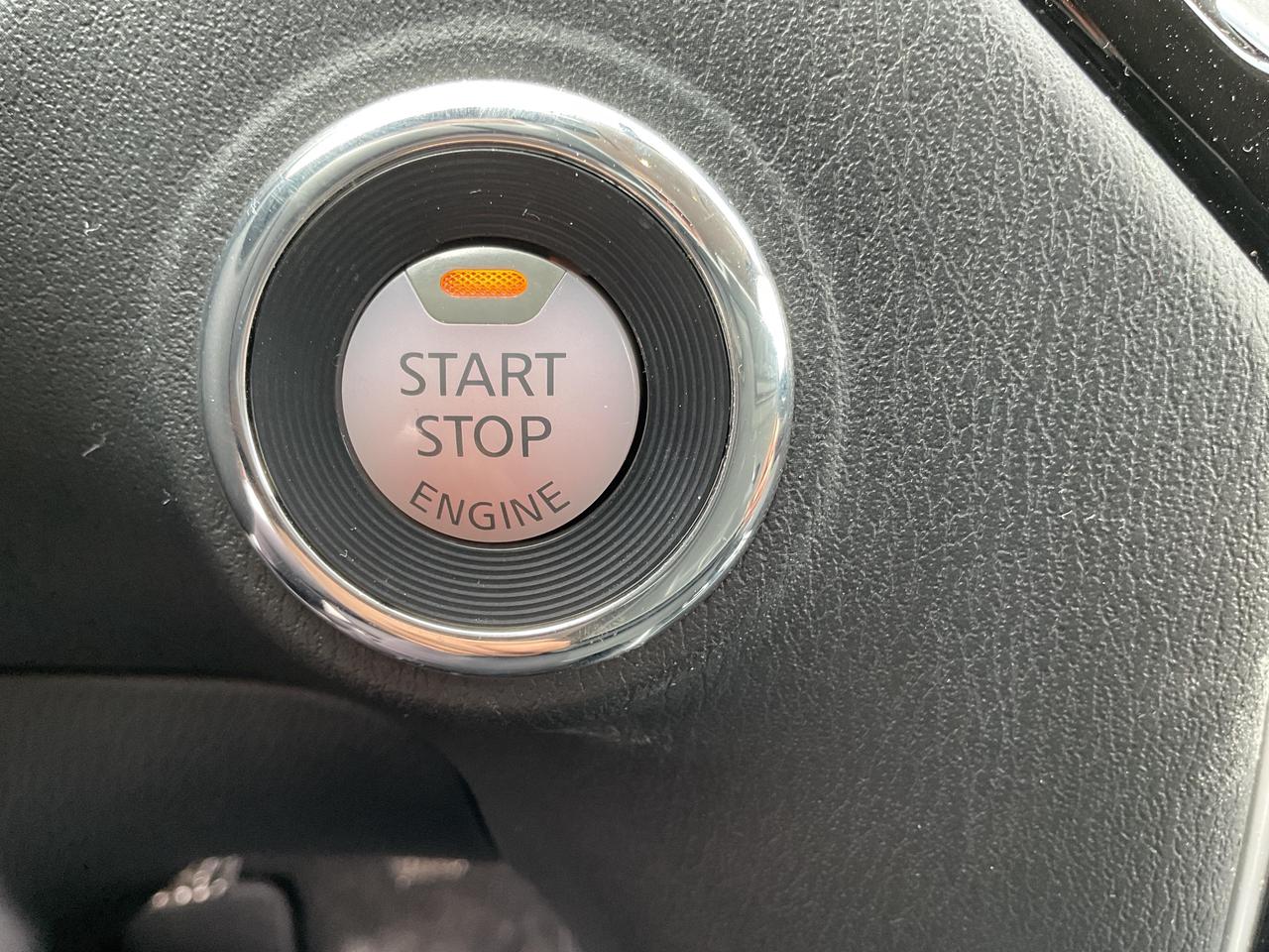 2019 Nissan Pathfinder  Photo