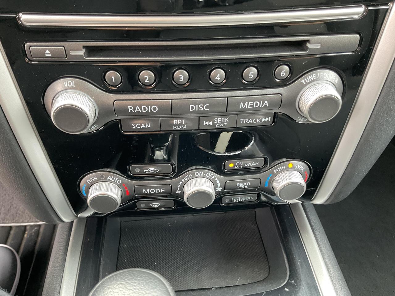 2019 Nissan Pathfinder  Photo