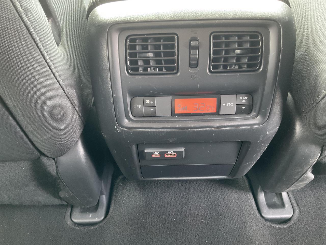 2019 Nissan Pathfinder  Photo