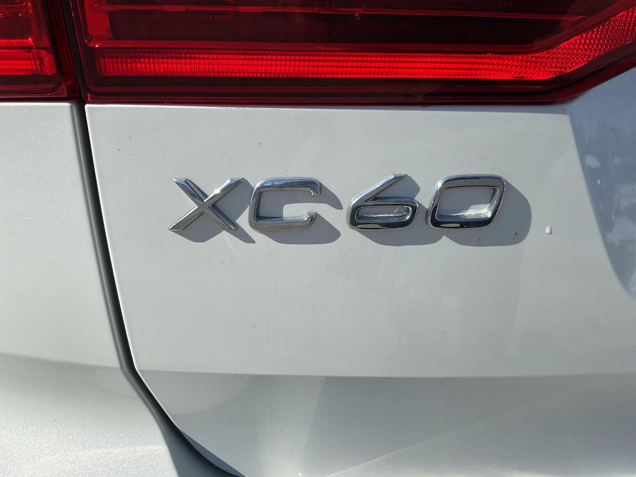 2020 Volvo XC60 T6 Inscription 4dr All-Wheel Drive Photo