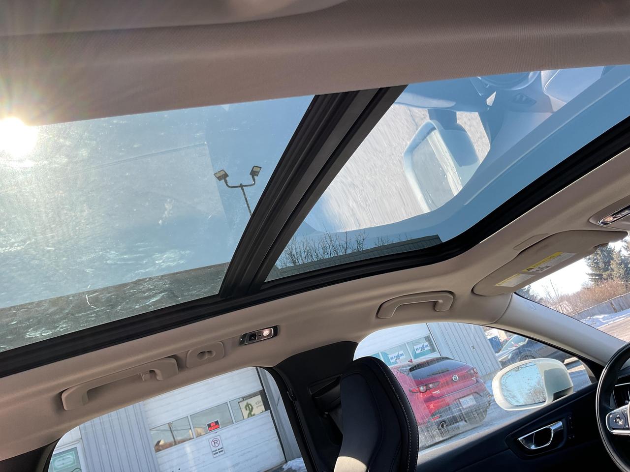 2020 Volvo XC60 T6 Inscription 4dr All-Wheel Drive Photo