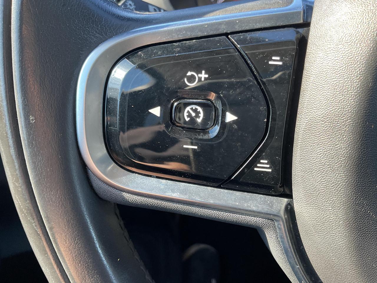 2020 Volvo XC60 T6 Inscription 4dr All-Wheel Drive Photo