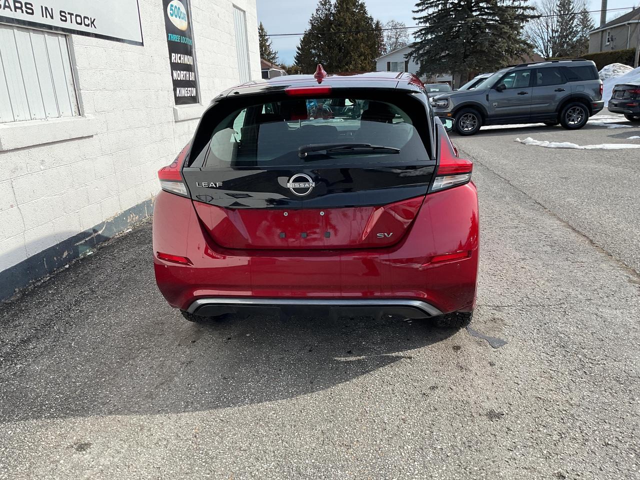 2023 Nissan Leaf SV 4dr Hatchback Photo