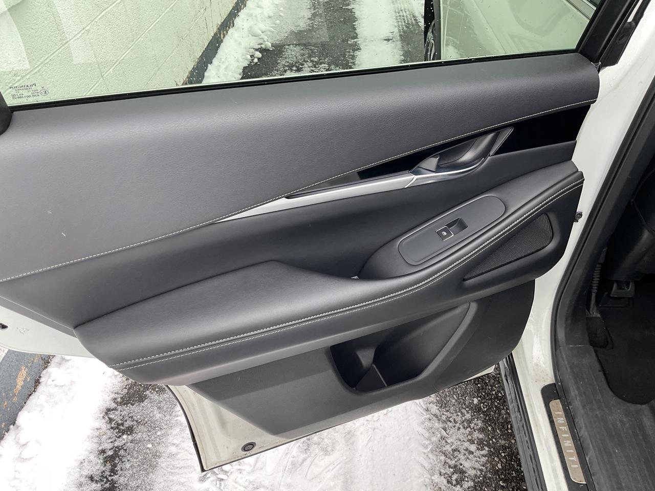 2024 Infiniti QX60 PURE 4dr All-Wheel Drive Photo