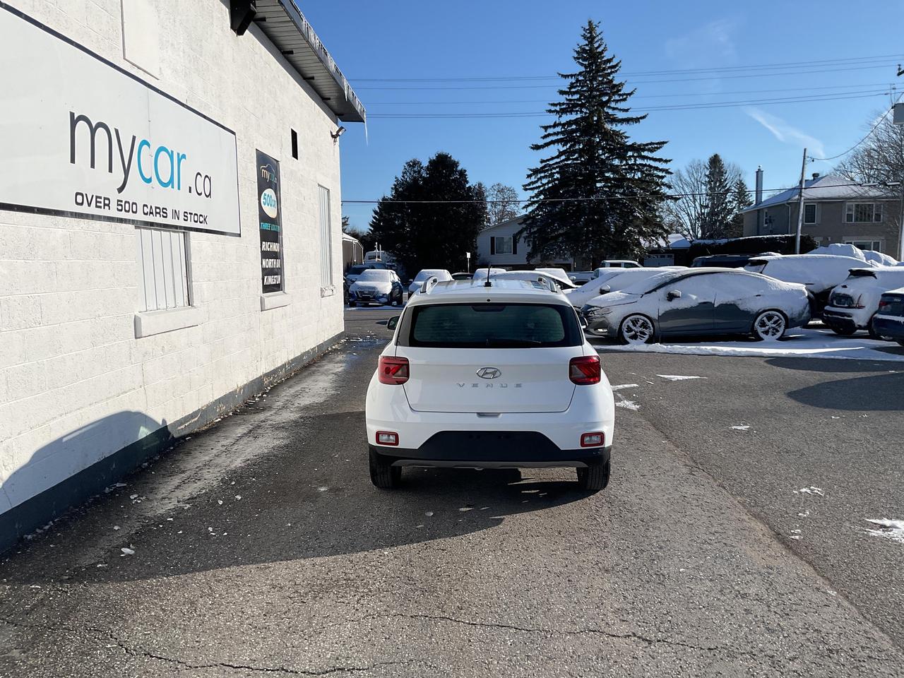 2025 Hyundai Venue  Photo