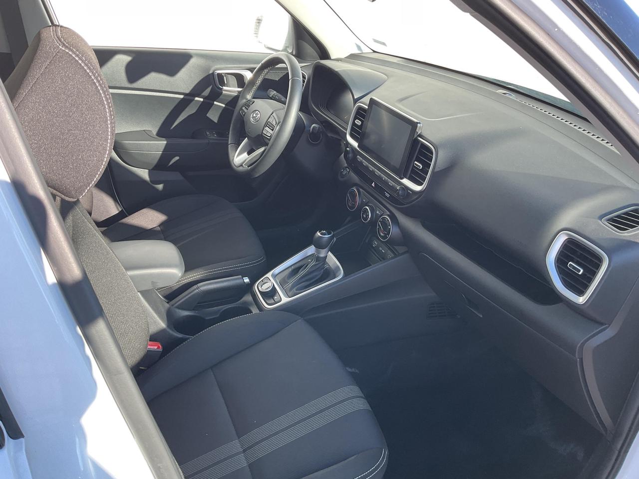 2025 Hyundai Venue  Photo