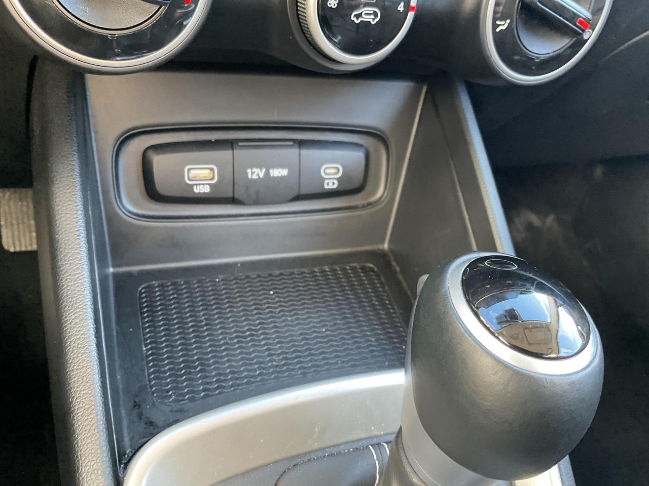 2025 Hyundai Venue  Photo