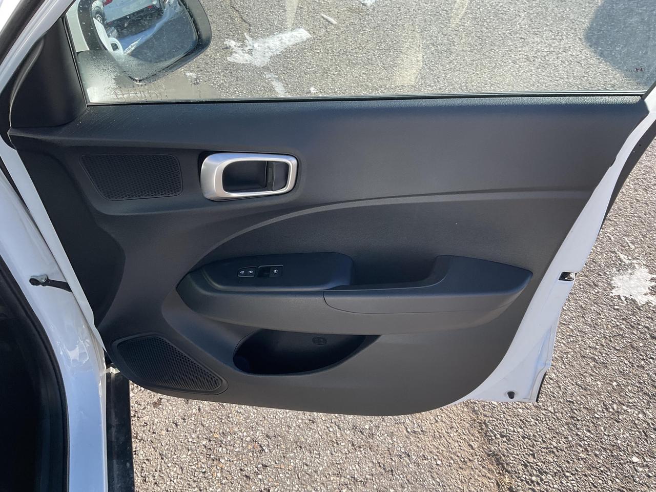 2025 Hyundai Venue  Photo