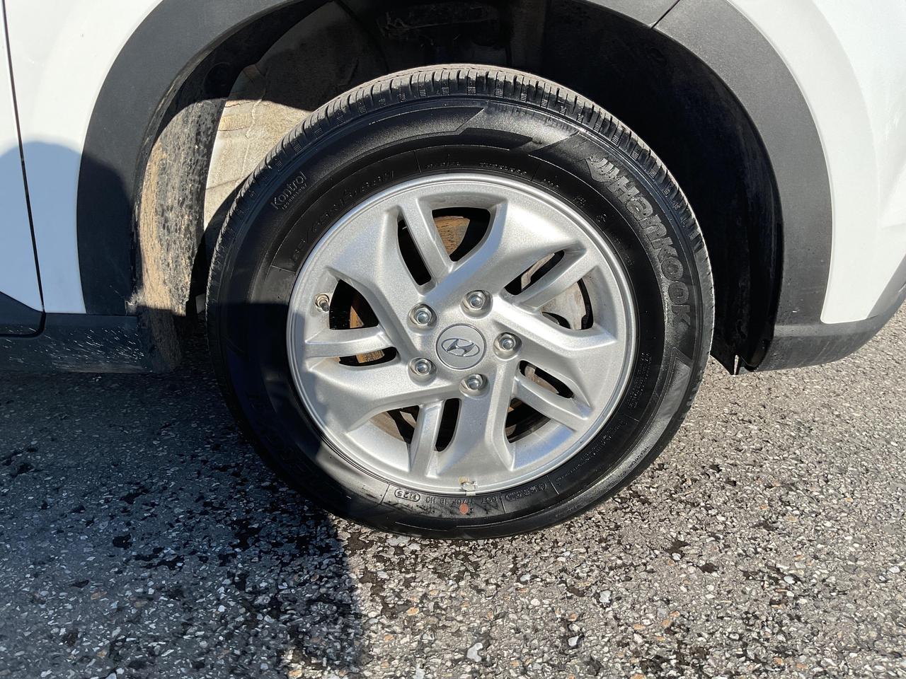 2025 Hyundai Venue  Photo