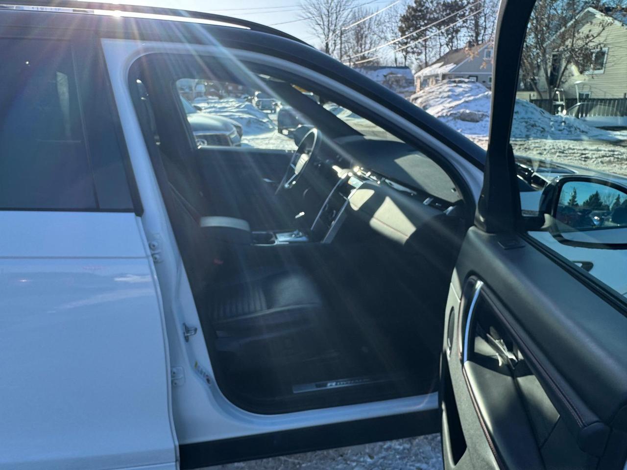 2023 Land Rover Discovery Sport R-Dynamic HSE 4dr All-Wheel Drive Photo