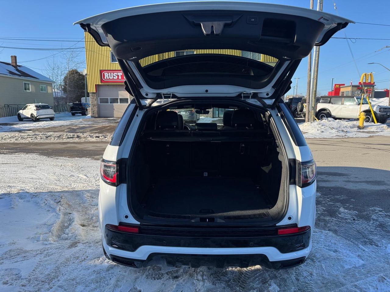 2023 Land Rover Discovery Sport R-Dynamic HSE 4dr All-Wheel Drive Photo