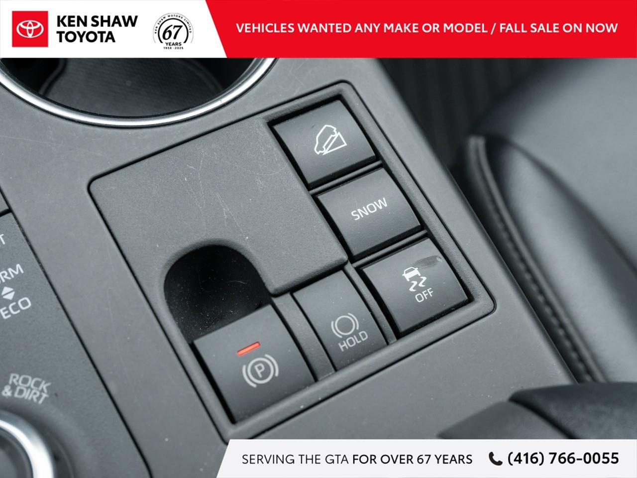 2023 Toyota Highlander XSE 4dr All-Wheel Drive Photo