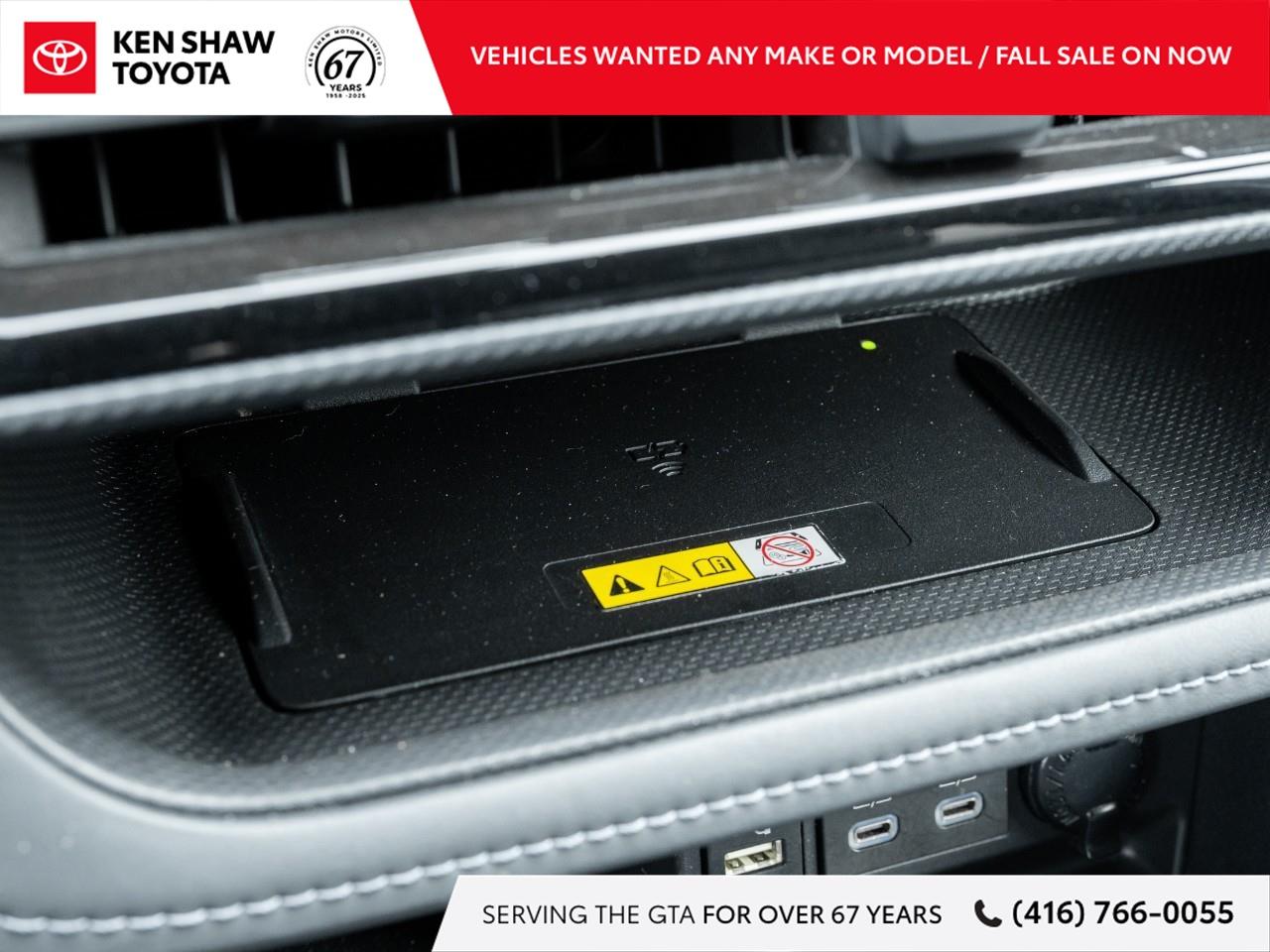 2023 Toyota Highlander XSE 4dr All-Wheel Drive Photo