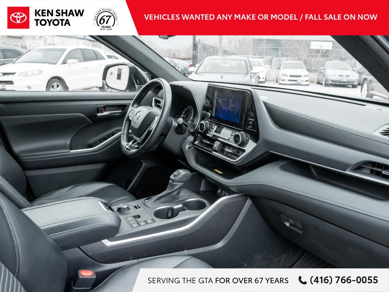 2023 Toyota Highlander XSE 4dr All-Wheel Drive Photo