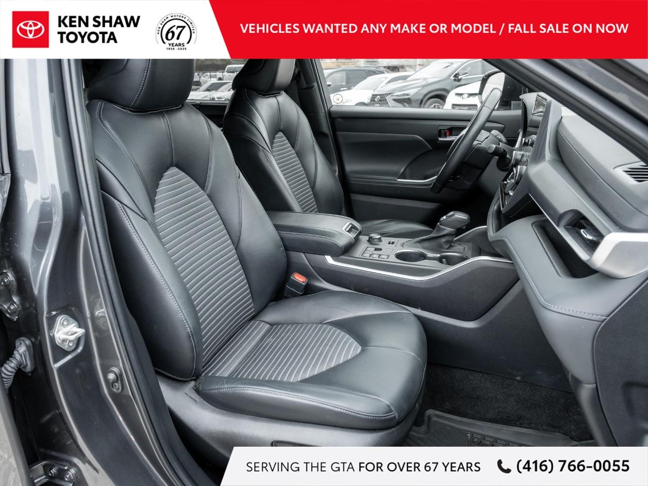 2023 Toyota Highlander XSE 4dr All-Wheel Drive Photo