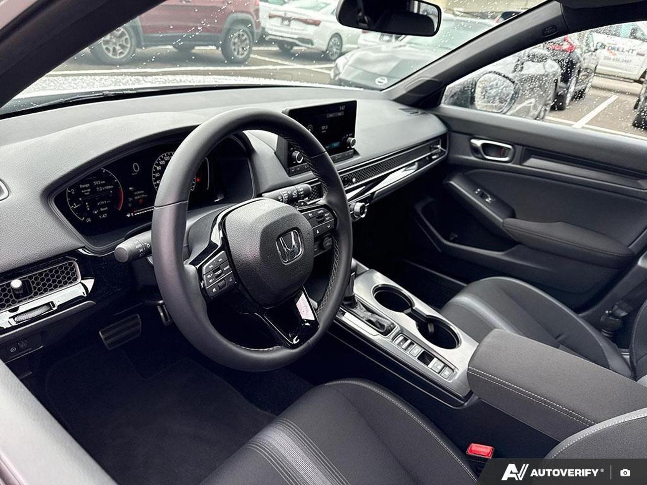 2025 Honda Civic Sport 4dr Hatchback Photo