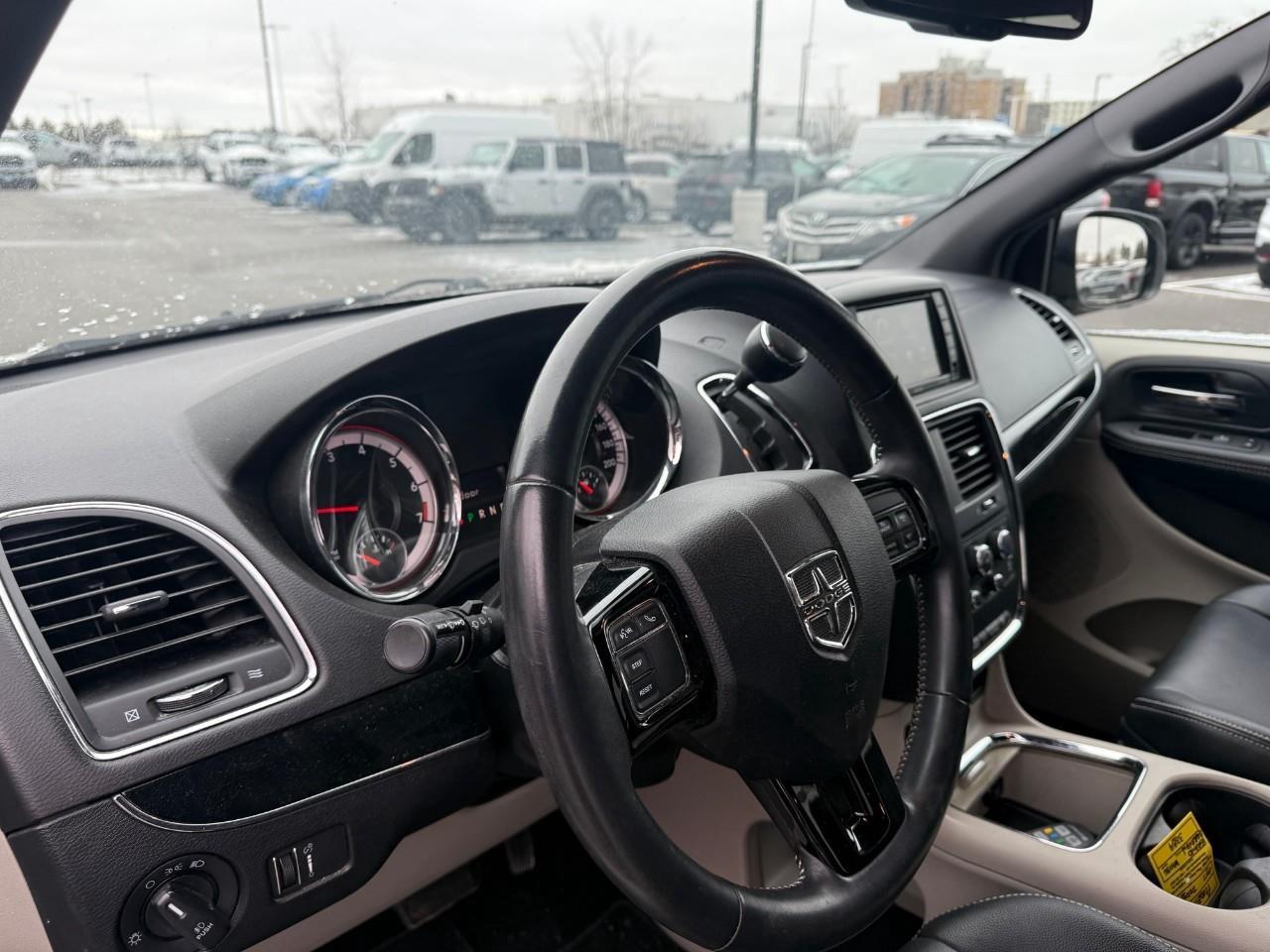 2017 Dodge Grand Caravan CVP/SXT Passenger Van Photo