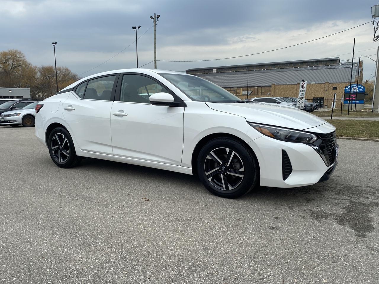 2024 Nissan Sentra SV - Photo #4