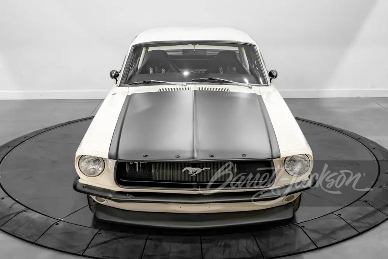 1967 Ford Mustang  Photo1
