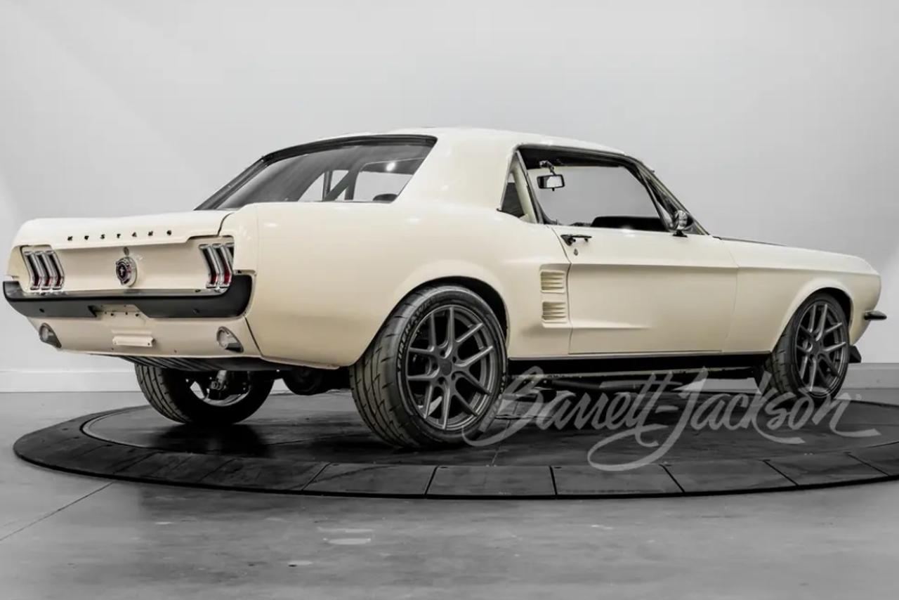 1967 Ford Mustang  Photo2