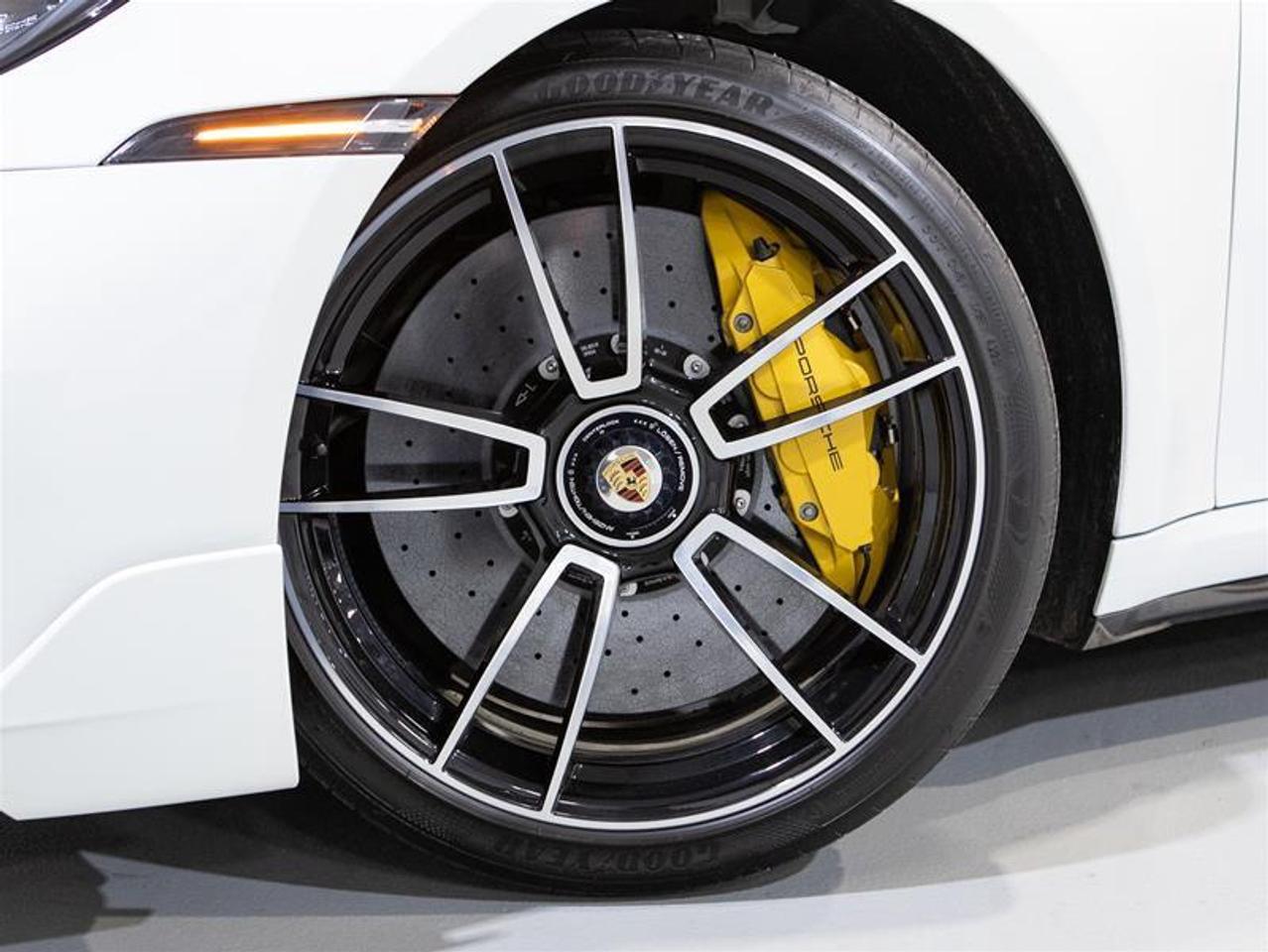 2021 Porsche 911 Turbo S Cabriolet PDK Photo